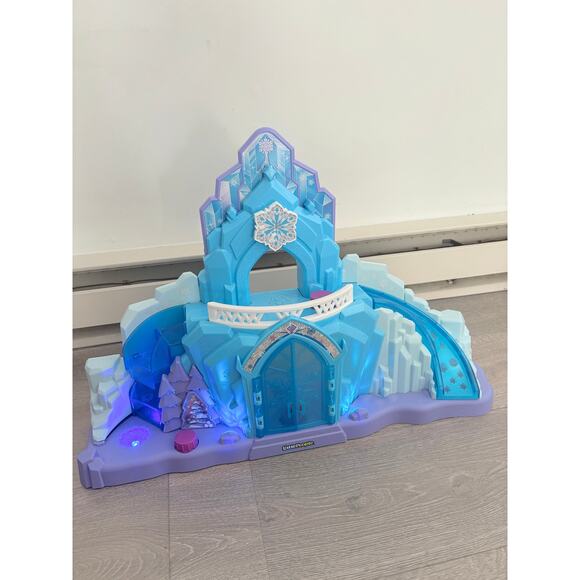Fisher Price Little People Disneys Froze Elsa Ice Palace Playset - Picture 1 of 7